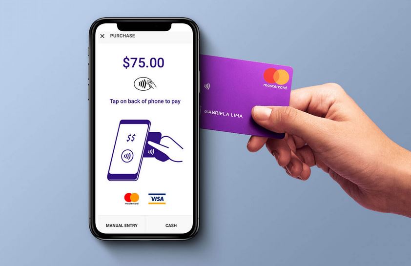Bankkártyaolvasót csinál az iPhone-okból az Apple