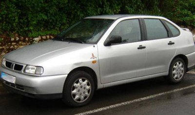 Seat cordoba (typ: 6k) állítható magasságú futómű