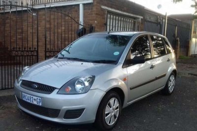 Ford fiesta mk5 állítható magasságú futómű