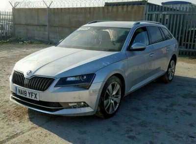 Skoda superb (typ: 3v) állítható magasságú futómű