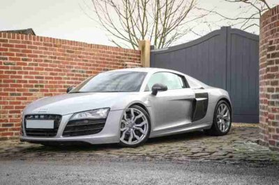 Audi r8 ültetőrugó