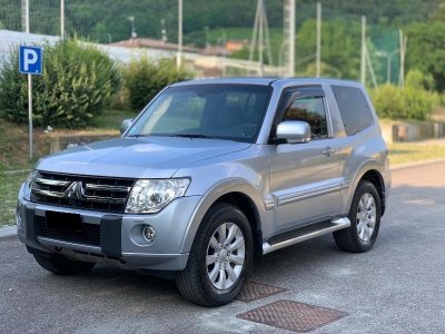 Mitsubishi pajero 4 (typ: v8, v9) poliuretán szilentek