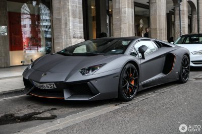 Lamborghini aventador állítható magasságú futómű