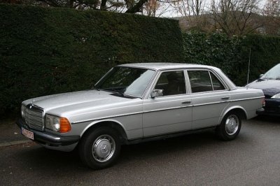 Mercedes w123 ültetőrugó