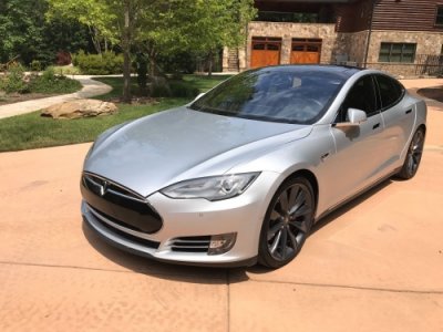 Tesla model s féktárcsa