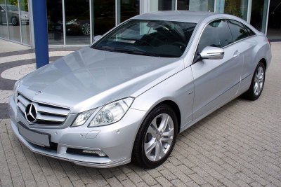 Mercedes w207 ültetőrugó