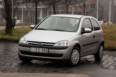 Opel corsa c fix magasságú futómű