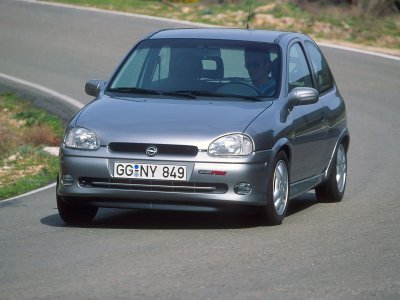 Opel corsa b fix magasságú futómű